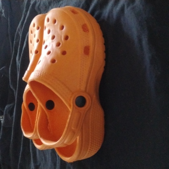 Crocs - Picture 5 of 9